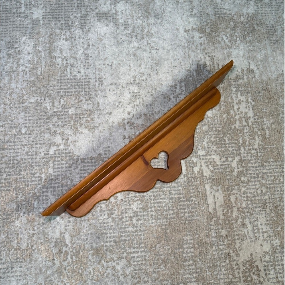 Vintage 90s Ethan Allen Heart-Shaped Wooden Plate/Book Wall Hanging Shelf